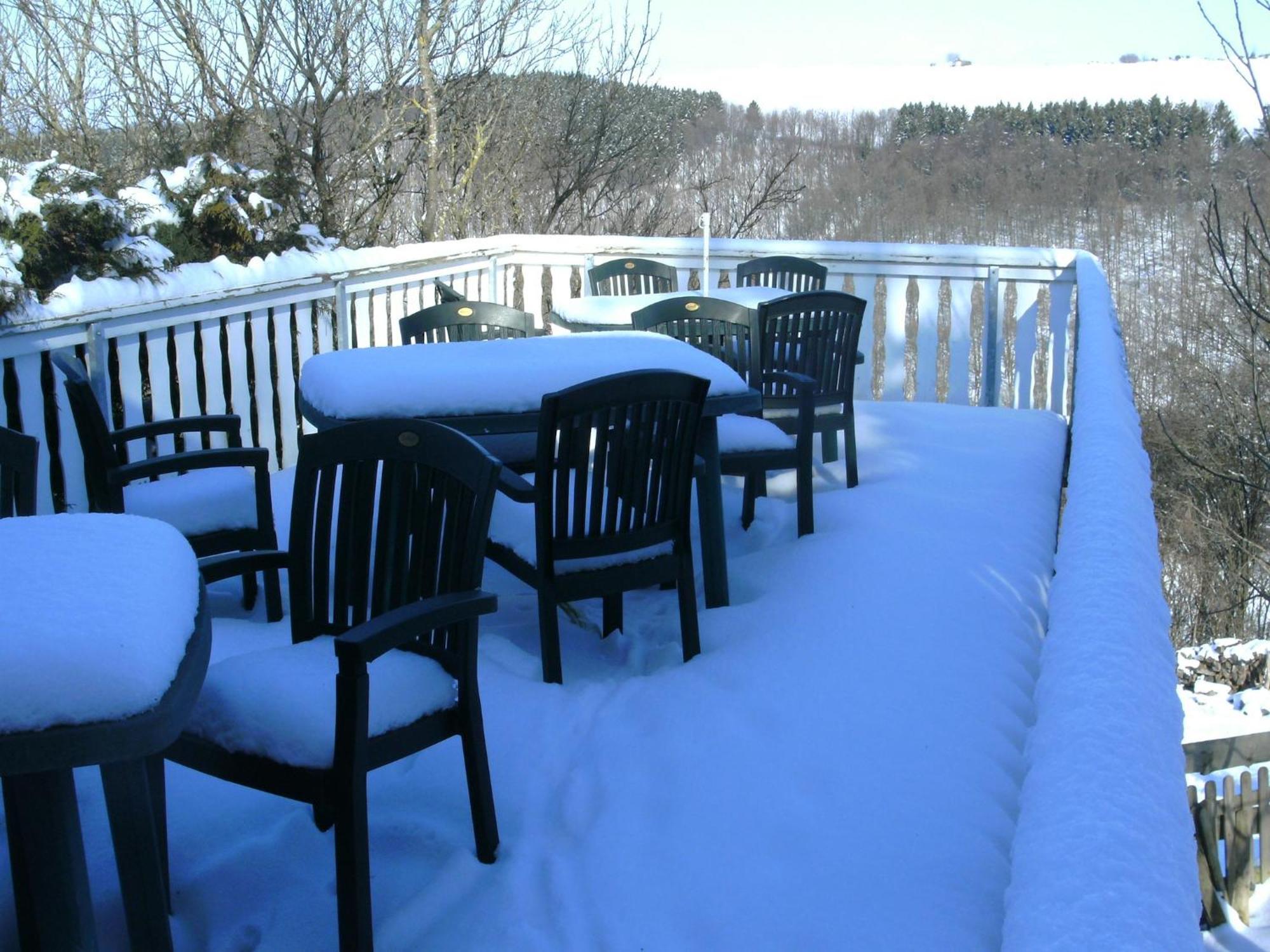 Charming Apartment In Morbach Germany With Terrace 탈팡 외부 사진
