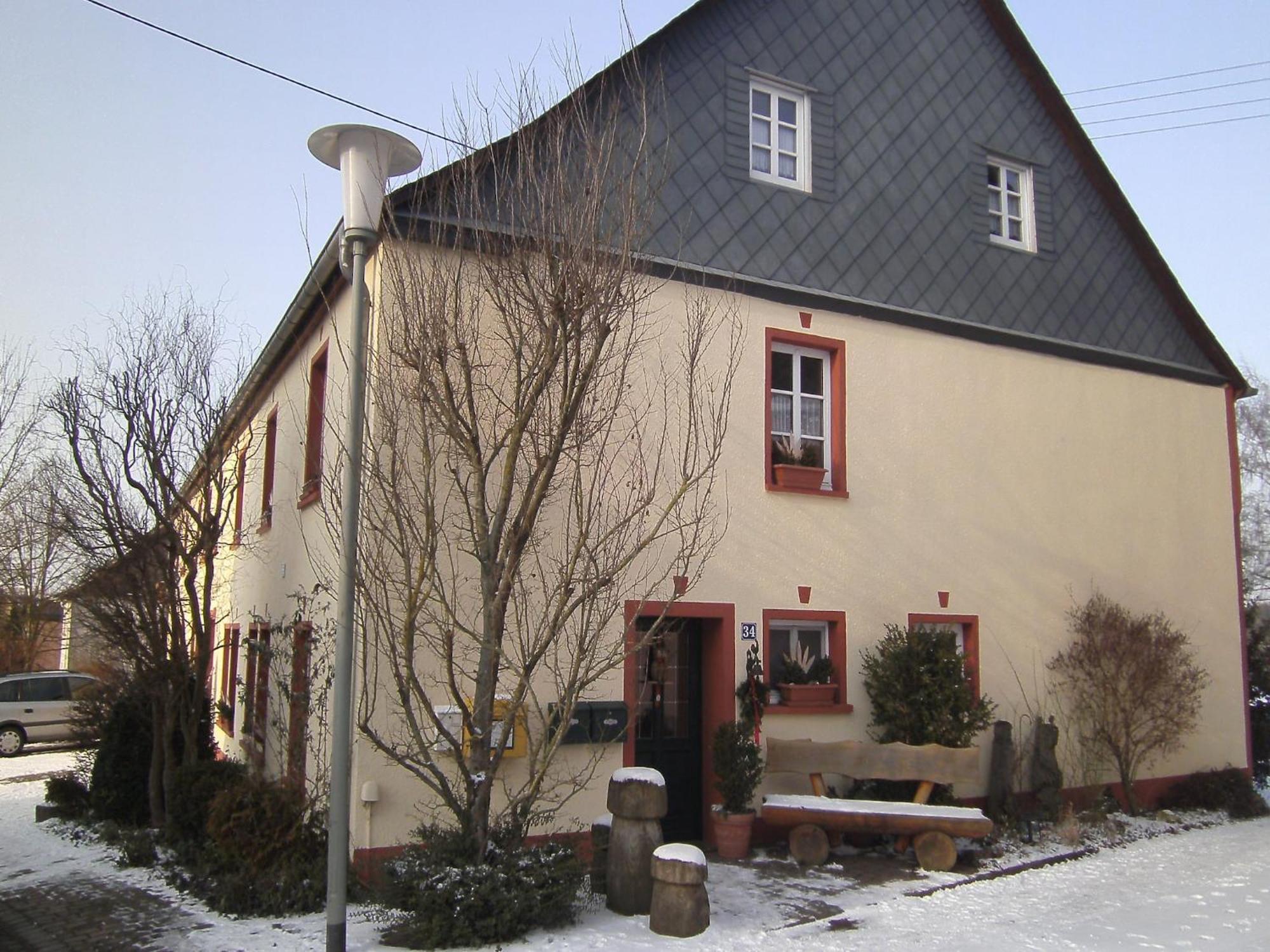 Charming Apartment In Morbach Germany With Terrace 탈팡 외부 사진