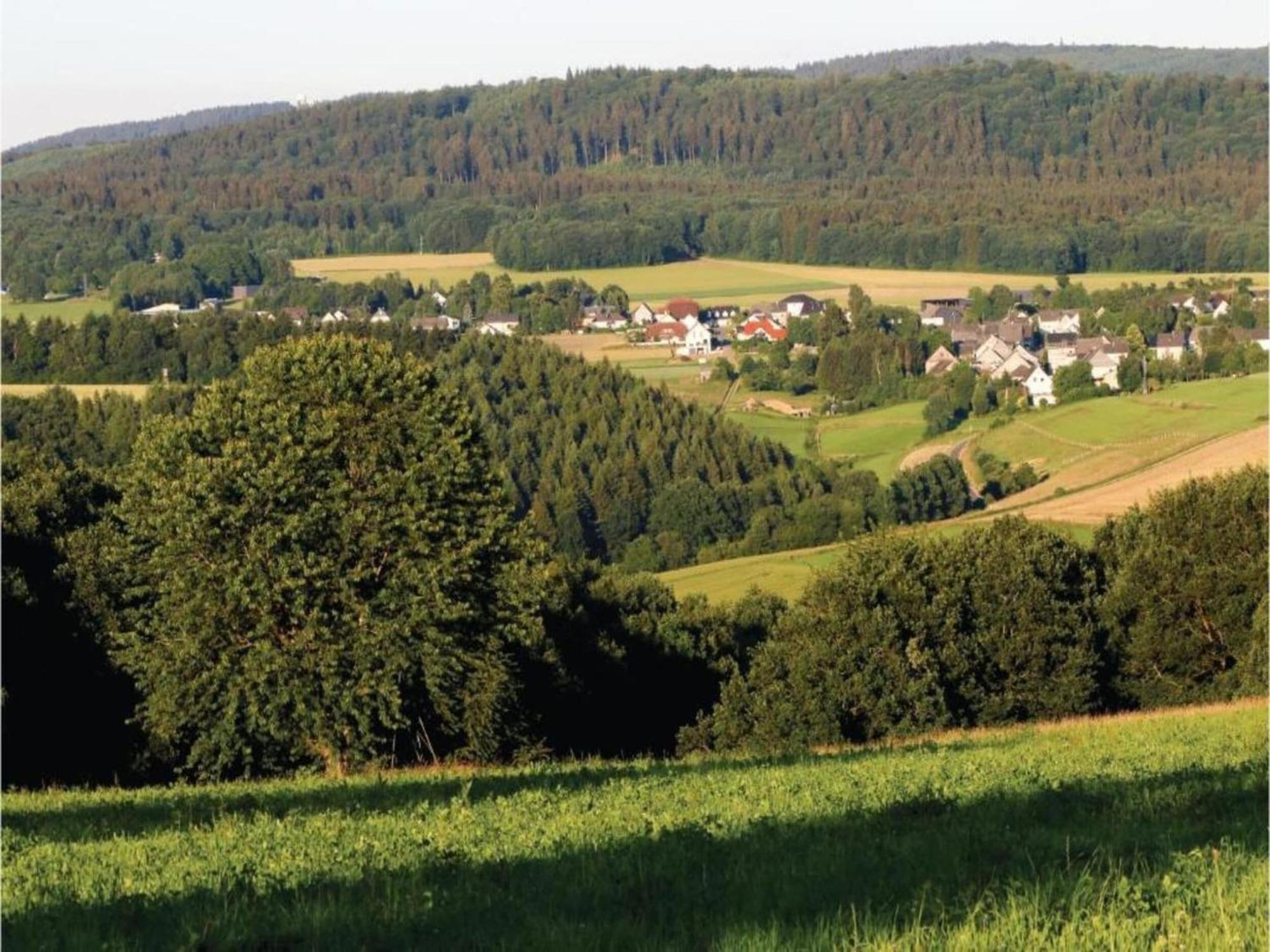 Charming Apartment In Morbach Germany With Terrace 탈팡 외부 사진